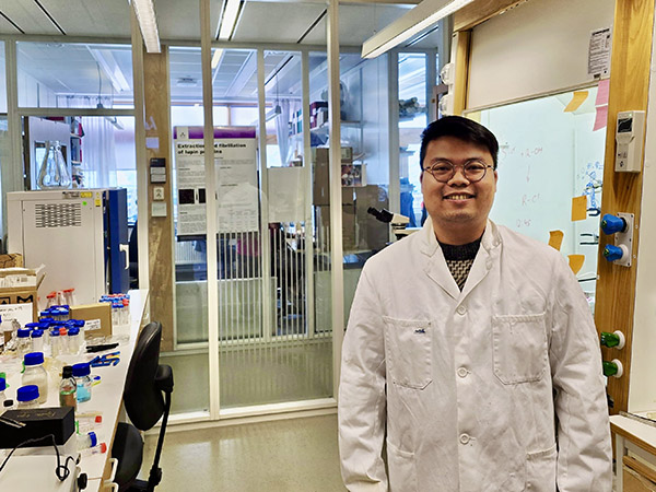 Zhejian Cao, alumni from Chalmers