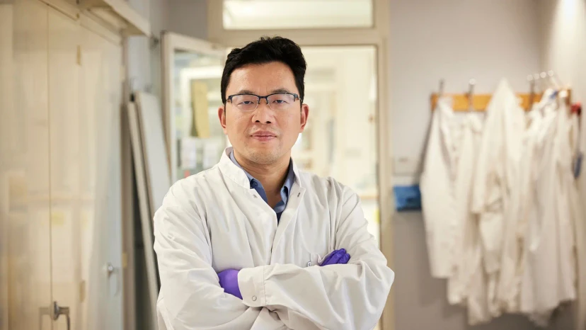 Ergang Wang, Professor at the Department of Chemistry and Chemical Engineering, coordinates the EU-funded project SPECTRA, which starts in October 2026. Photo: Anna-Lena Lundqvist